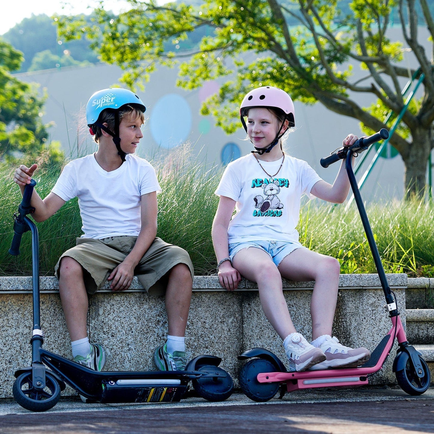 iScooter iK3 Electric Scooter, 150W Motor, LED Display for Kids Ages 6 - 14 - lScooter